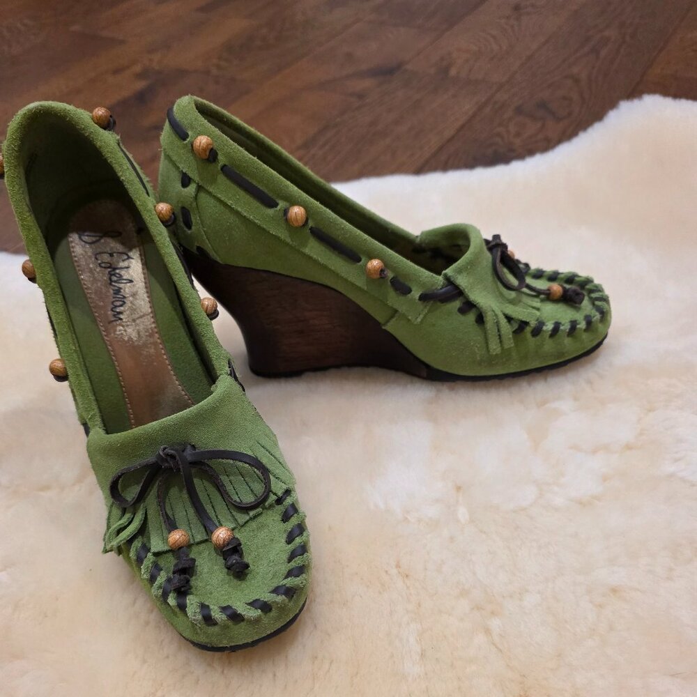 Sam Edelman green suede heel